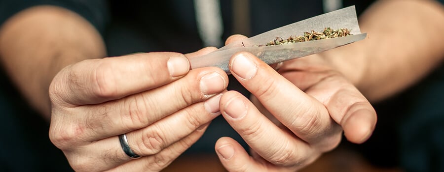 Cannabis roll Cannabis roll